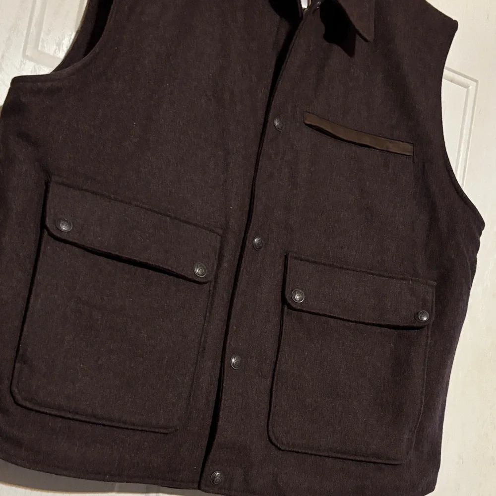 Cripple Creek Men's Classic‎ Wool quilted Brown Vest